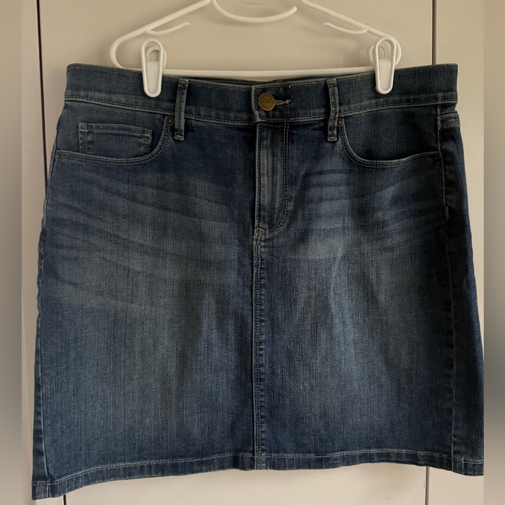 Loft 17” Dark Denim Mini Skirt, 8, MSRP $69